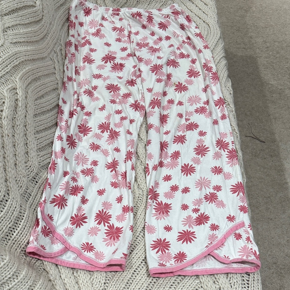 Green Cotton Floral Pajama Set - Picture 5 of 8